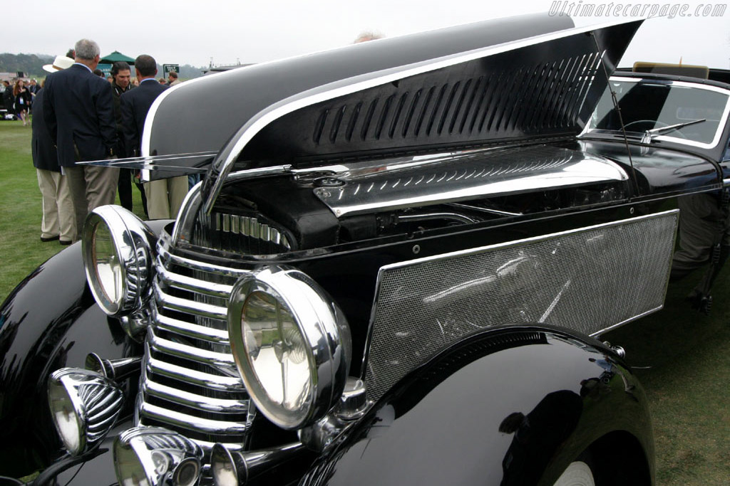 Duesenberg SJ Rollson Fully Collapsible Town Car - Chassis: 2563 J-397  - 2005 Pebble Beach Concours d'Elegance