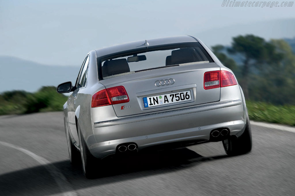 Audi S8
