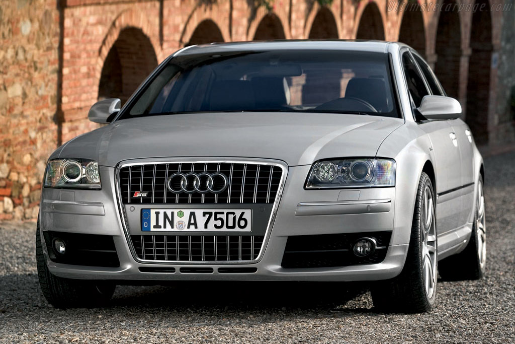 Audi S8