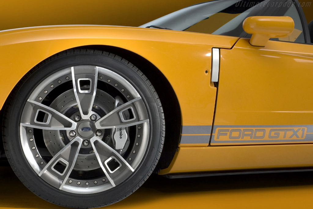 Ford GTX1 Roadster