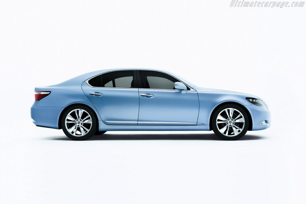 Lexus LF-Sh