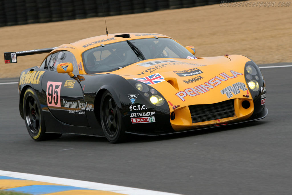 TVR Tuscan T400R - Chassis: SDLGA18A11B001227  - 2005 Le Mans Test