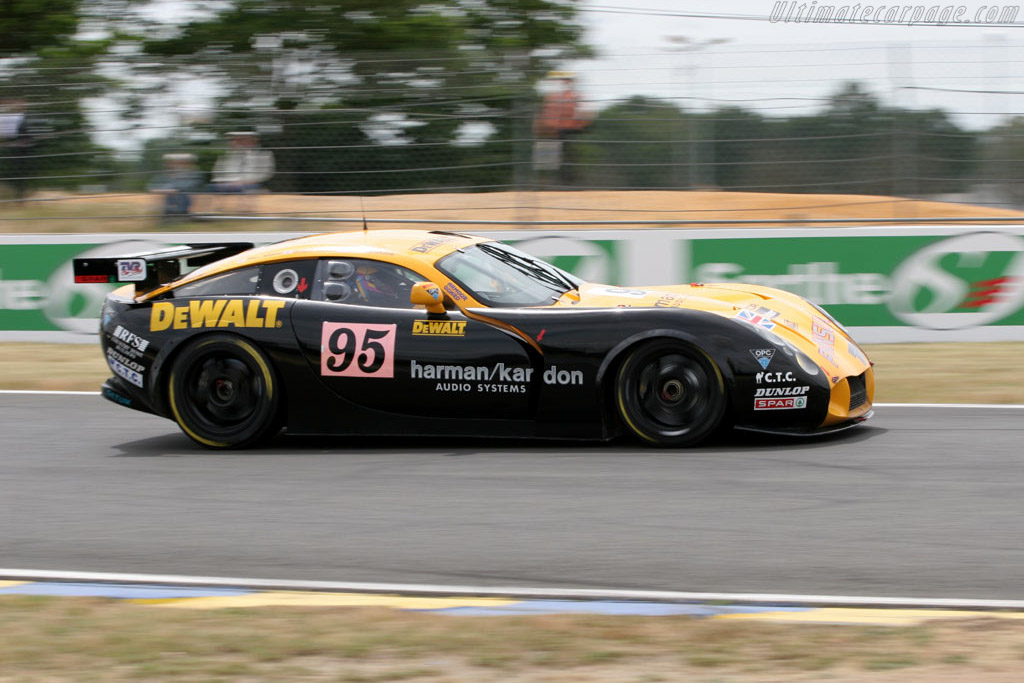 TVR Tuscan T400R - Chassis: SDLGA18A11B001227  - 2005 Le Mans Test