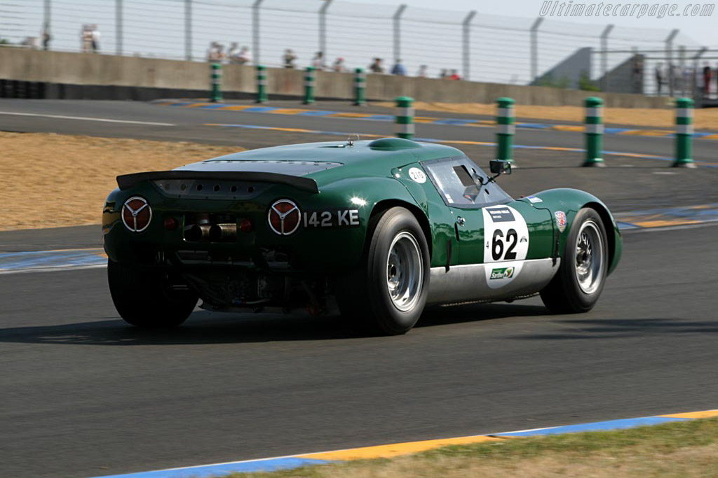Lola Mk6 GT Ford - Chassis: LGT/1  - 2004 Le Mans Classic