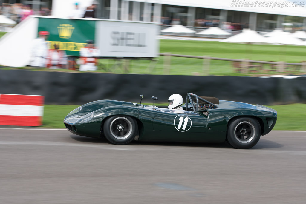 Lola T70 Spyder Chevrolet - Chassis: SL70/11  - 2010 Goodwood Revival