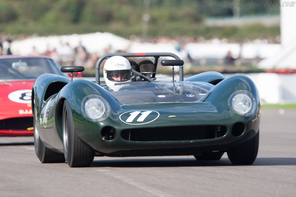 Lola T70 Spyder Chevrolet - Chassis: SL70/11  - 2010 Goodwood Revival