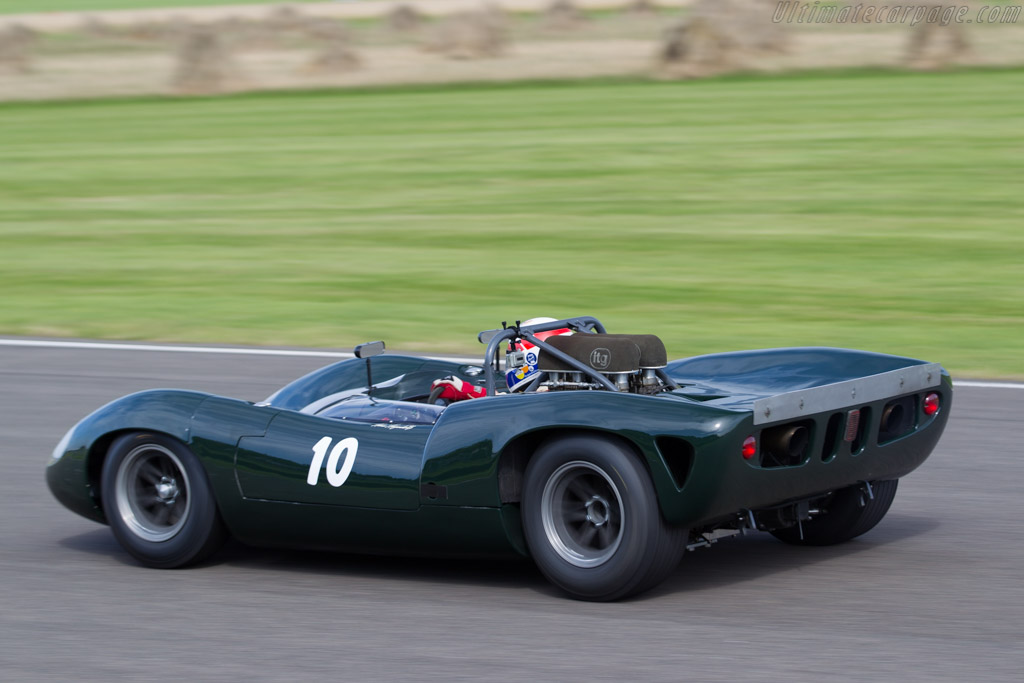 Lola T70 Spyder Chevrolet - Chassis: SL70/11  - 2015 Goodwood Revival
