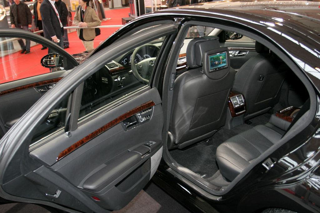 Brabus SV12 S BiTurbo   - 2005 Essen Motor Show