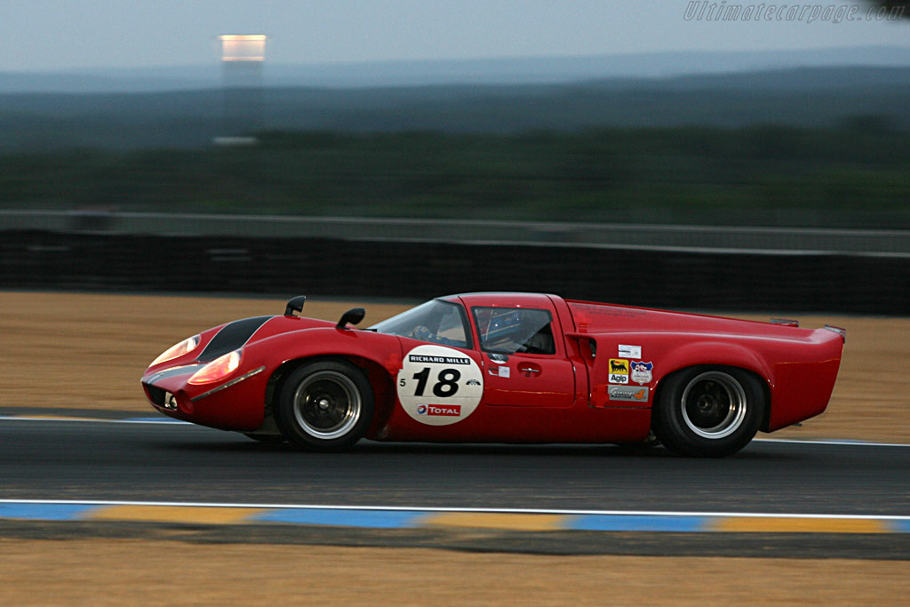 Lola T70 Mk3 Coupe Chevrolet - Chassis: SL73/110  - 2006 Le Mans Classic