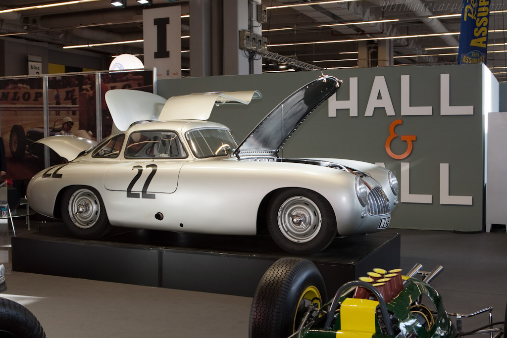 Mercedes-Benz 300 SL Competition Coupe - Chassis: 000 06/52  - 2009 Retromobile