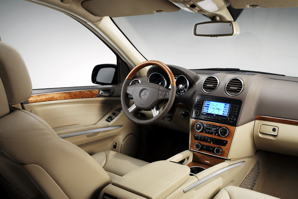 Mercedes-Benz GL 500