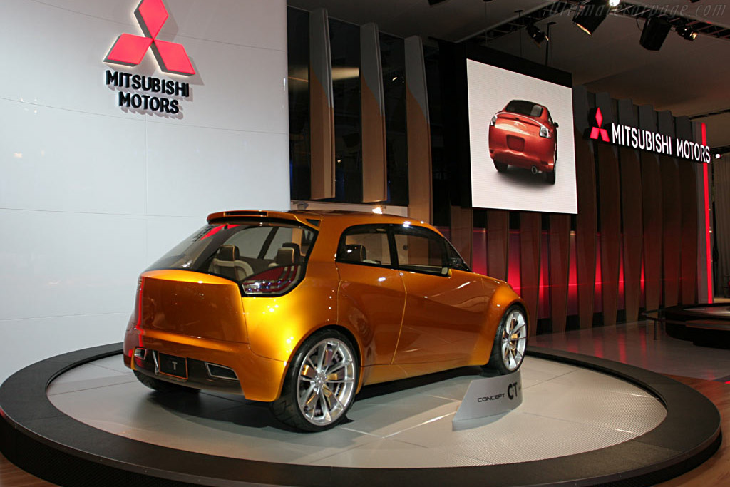 Mitsubishi Concept-CT MIEV   - 2006 North American International Auto Show (NAIAS)
