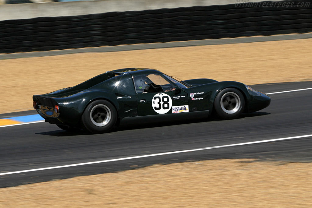 Chevron B6 BMW - Chassis: CH-DBE-2  - 2004 Le Mans Classic