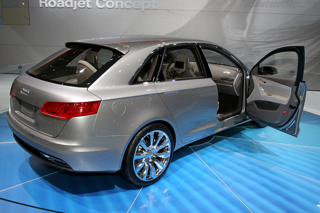 Audi Roadjet Concept   - 2006 North American International Auto Show (NAIAS)