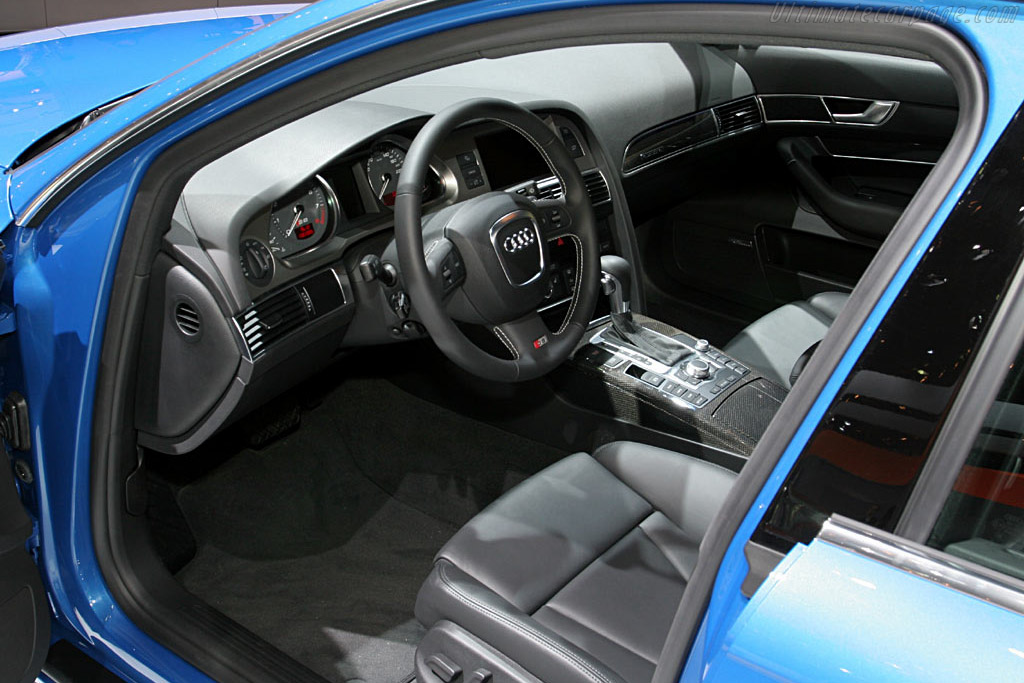 Audi S6   - 2006 North American International Auto Show (NAIAS)