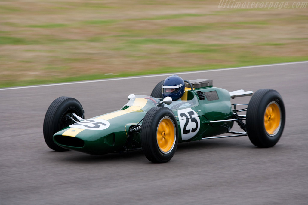 Lotus 25 Climax - Chassis: R3  - 2009 Goodwood Revival
