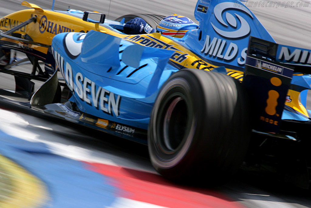 Renault R26
