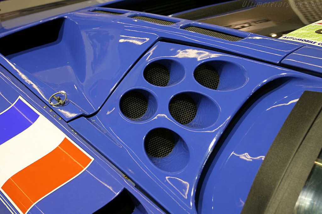 Bugatti EB 110 SS Le Mans - Chassis: ZA9BB02E0RCD39016  - 2006 Retromobile