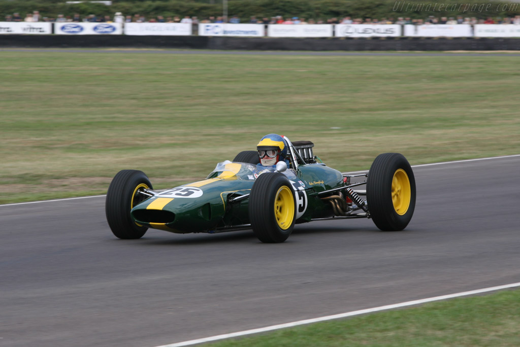 Lotus 33 Climax - Chassis: R10 - Driver: Robs Lamplough - 2006 Goodwood Revival