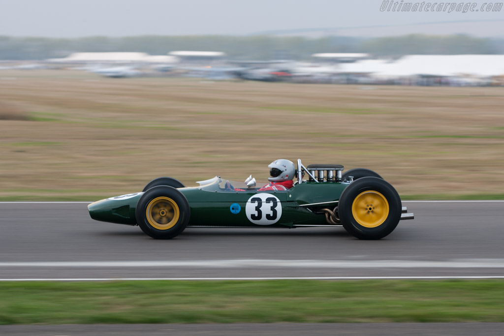 Lotus 33 Climax - Chassis: R10 - Driver: Robs Lamplough - 2009 Goodwood Revival