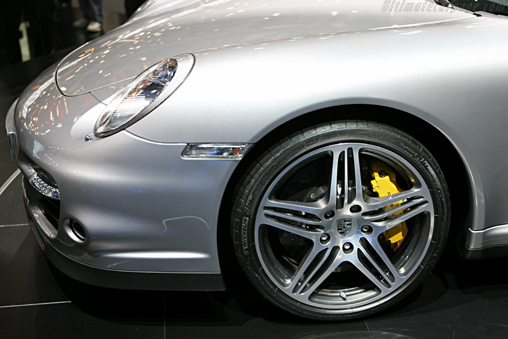 Porsche 997 Turbo   - 2006 Geneva International Motor Show