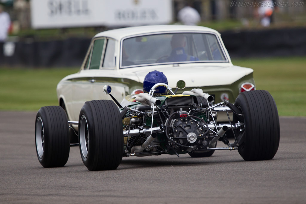 Lotus 43 BRM - Chassis: 43/1  - 2013 Goodwood Revival