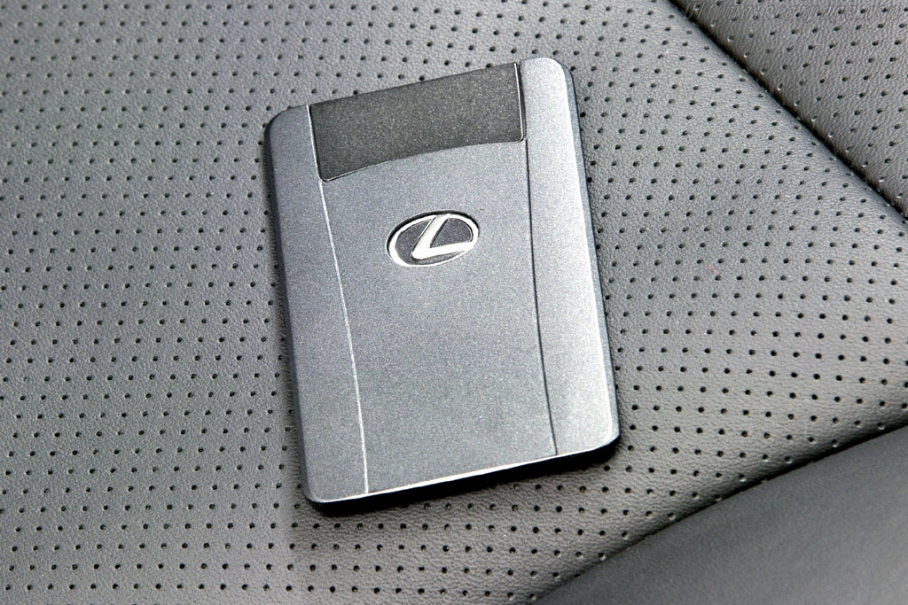 Lexus LS 600h L