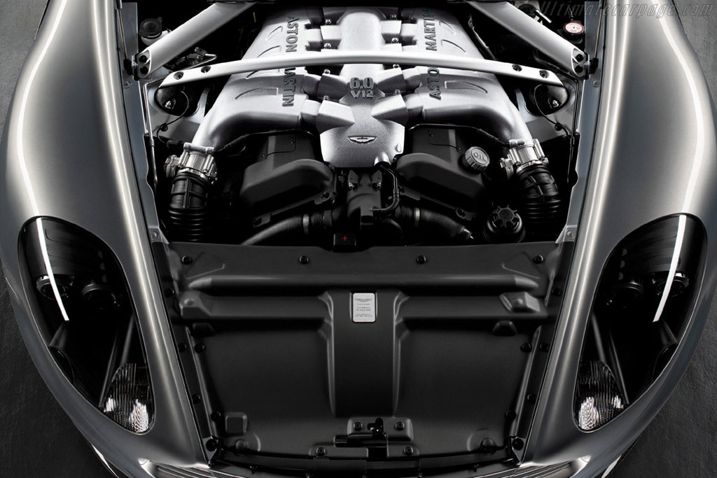 Aston Martin DBS V12