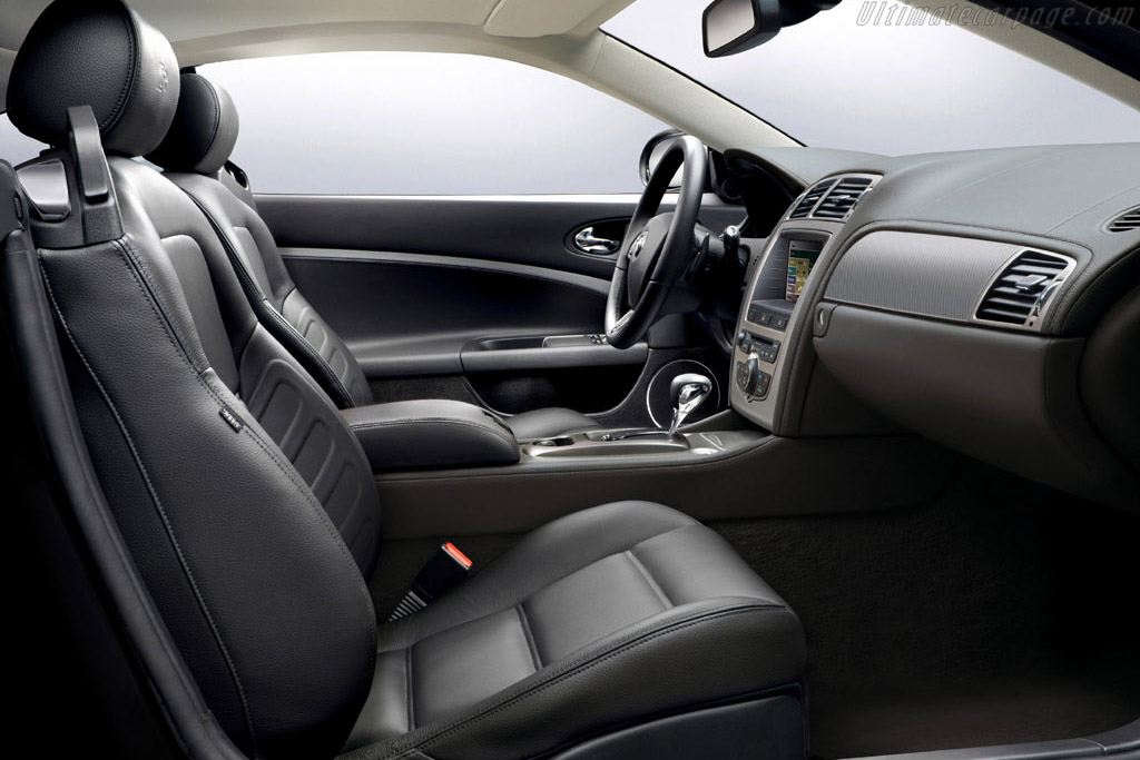 Jaguar XKR Coupe