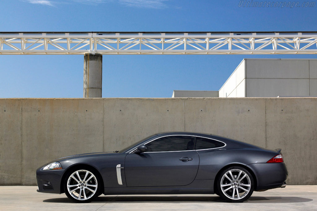 Jaguar XKR Coupe