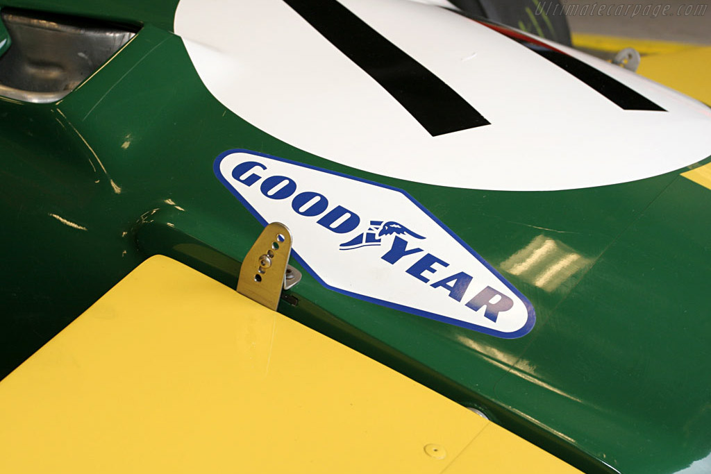 Brabham BT26 Cosworth - Chassis: BT26-3  - 2006 Monterey Historic Automobile Races