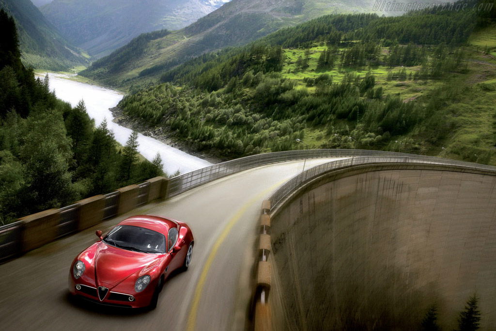 Alfa Romeo 8C Competizione