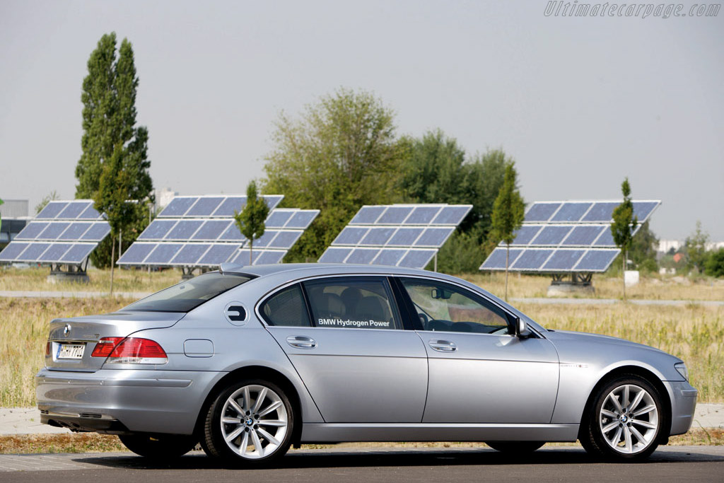 BMW Hydrogen 7