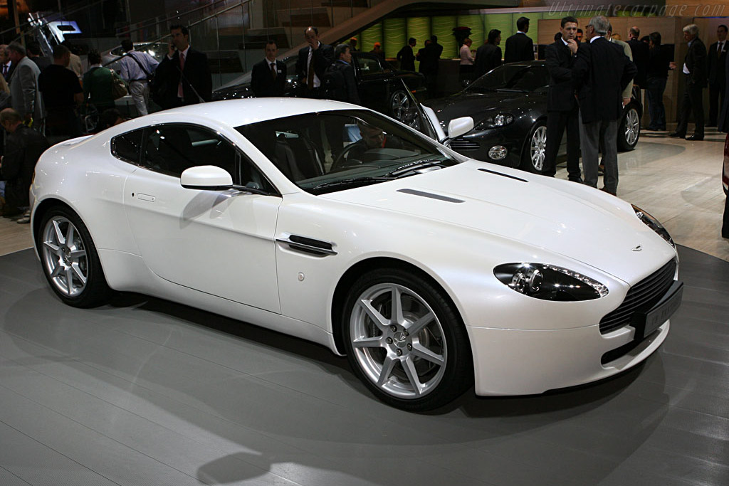 Aston Martin V8 Vantage Sportshift   - 2006 Mondial de l'Automobile Paris