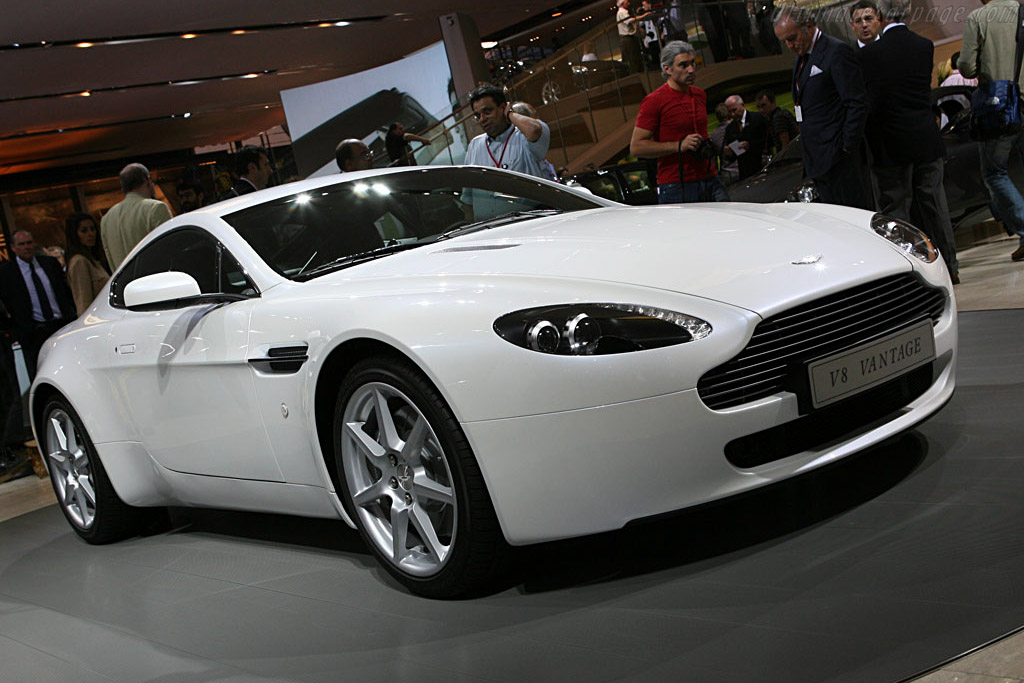 Aston Martin V8 Vantage Sportshift   - 2006 Mondial de l'Automobile Paris