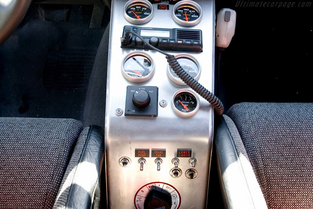 Mitsubishi Baja Raider