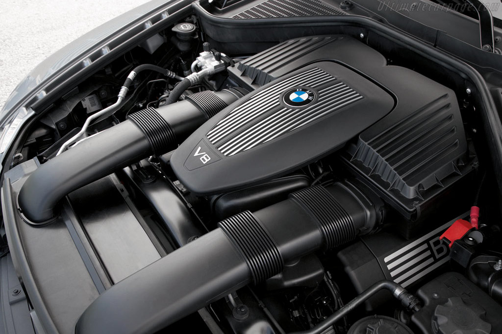 BMW X5 4.8i