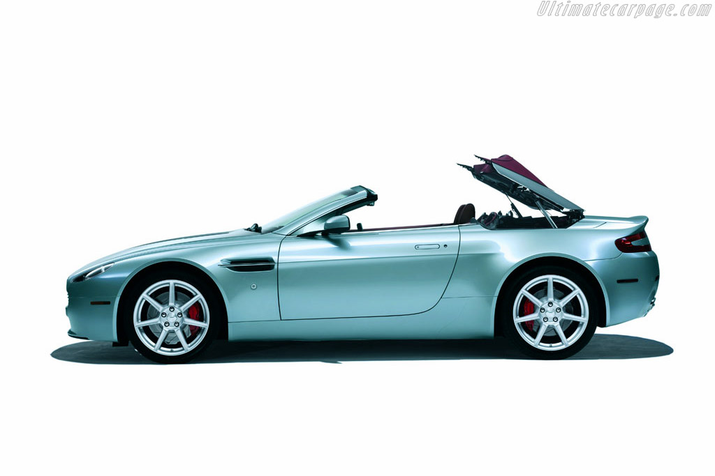 Aston Martin V8 Vantage Roadster