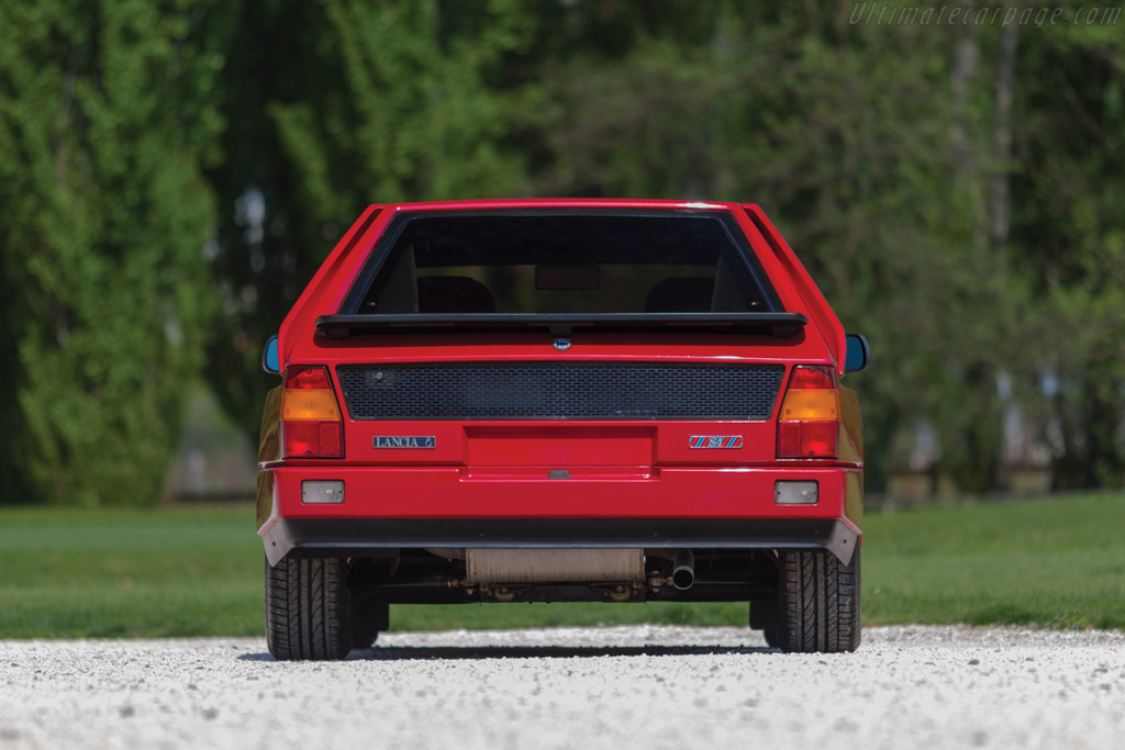 Lancia Delta S4 Stradale