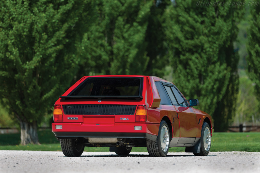Lancia Delta S4 Stradale