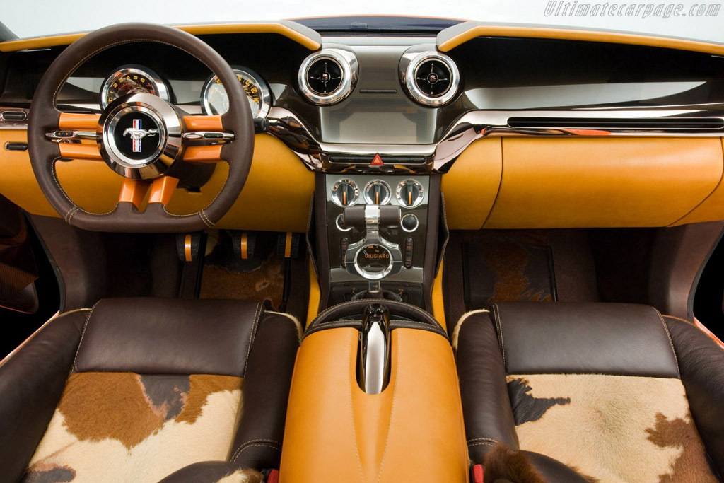 Ford Mustang Giugiaro Concept
