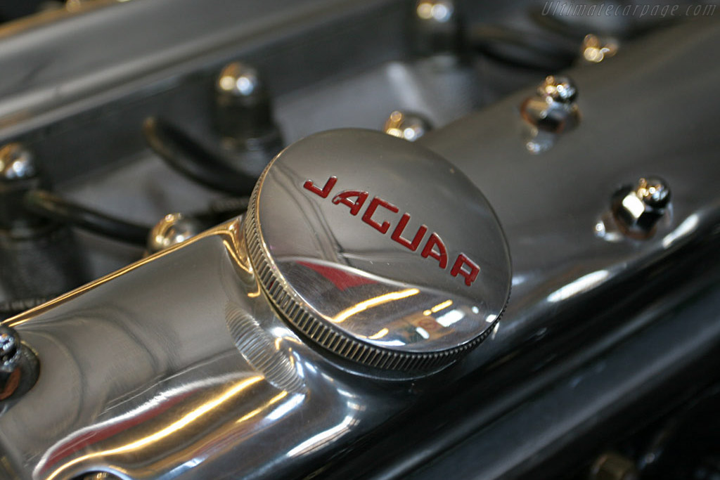 Jaguar XK120 Alloy Roadster - Chassis: 670056  - 2006 Retromobile