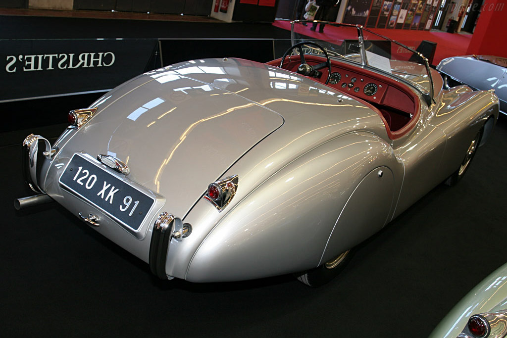 Jaguar XK120 Alloy Roadster - Chassis: 670056  - 2006 Retromobile