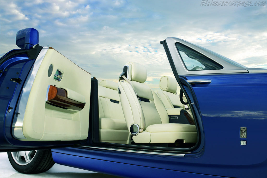 Rolls-Royce Phantom Drophead Coupe