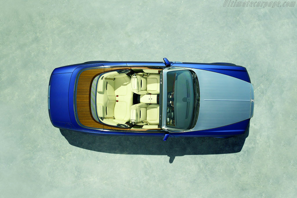 Rolls-Royce Phantom Drophead Coupe