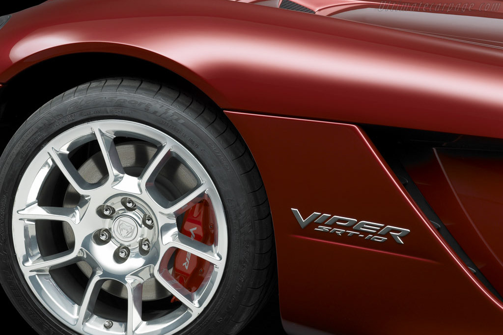 Dodge Viper SRT10 Roadster