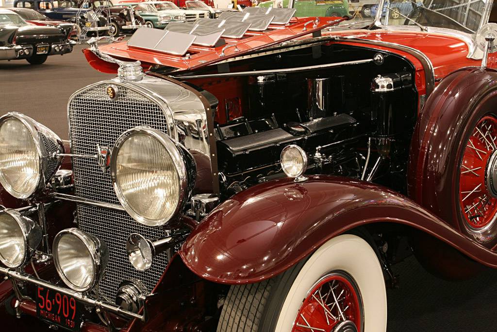 Cadillac 452 A V16 Fleetwood Phaeton