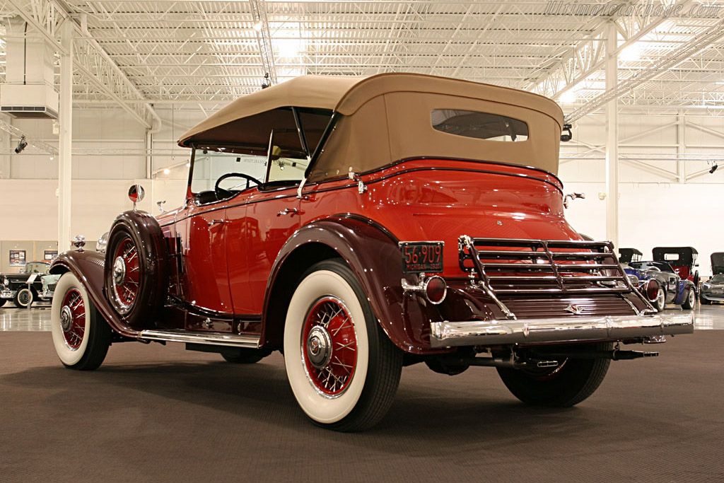 Cadillac 452 A V16 Fleetwood Phaeton