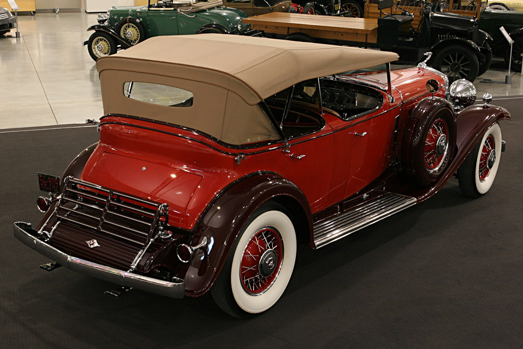 Cadillac 452 A V16 Fleetwood Phaeton