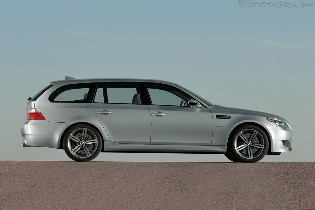 BMW E60 M5 Touring